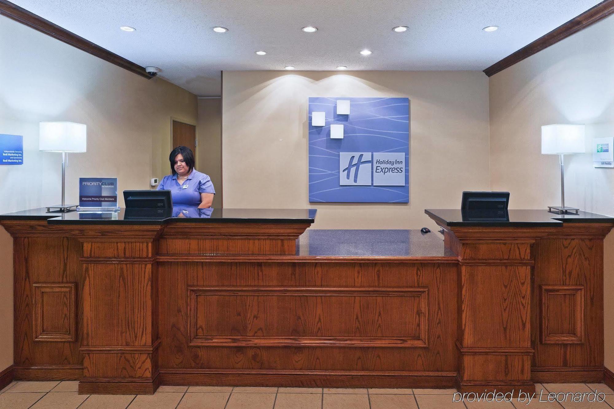 Holiday Inn Express Hotel & Suites Plainview By Ihg Interiør billede